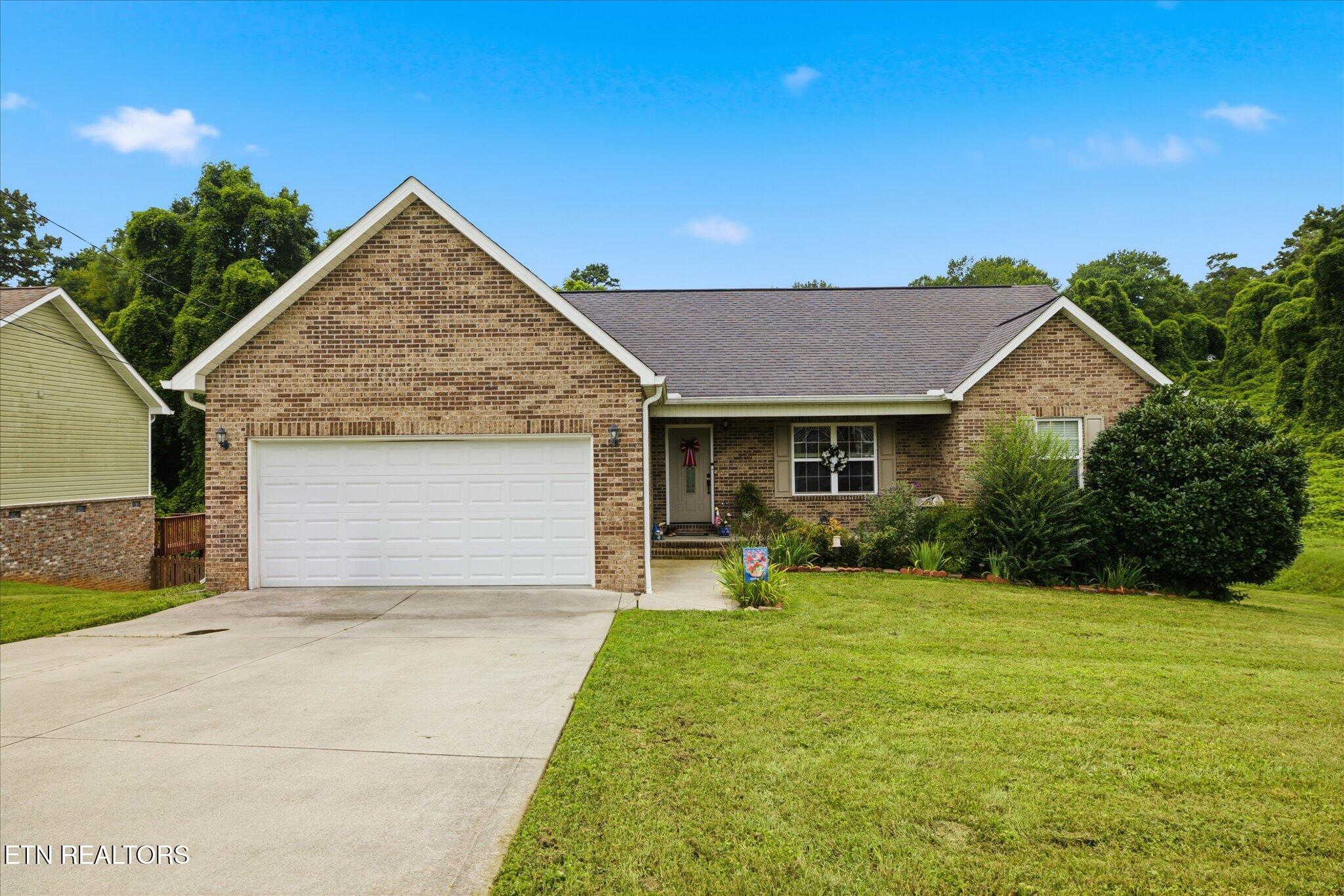 2718 Chukar Road Knoxville, TN 37923 - Photo 1 of 39 2718 Chukar