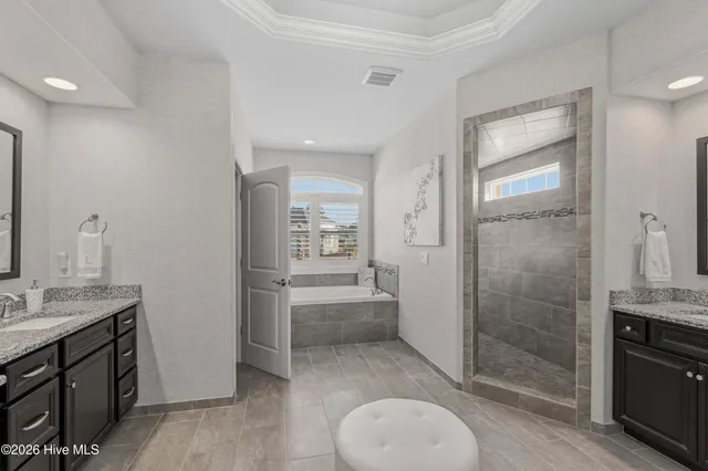 $925,000 | 1157 Sabel Loop Southeast, Bolivia, NC 28422