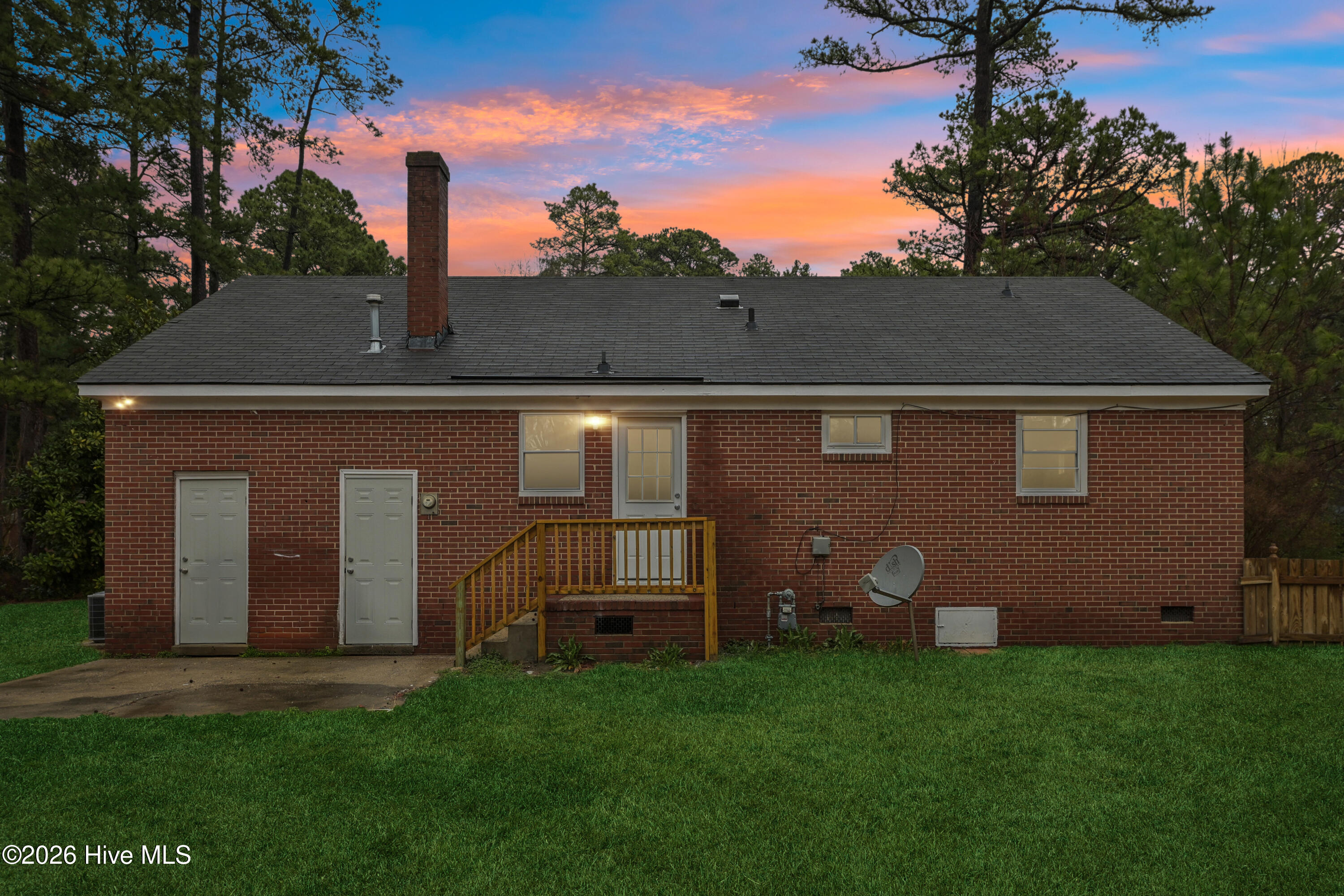 329 Oakdale Road Rocky Mount, NC 27804 - Photo 2 of 35 35-print-VT-2702-2