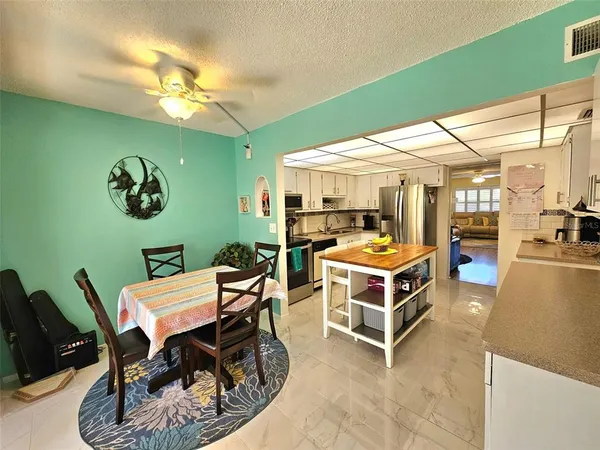 $139,500 | 315 30th Avenue West, Unit B307, Bradenton, FL 34205