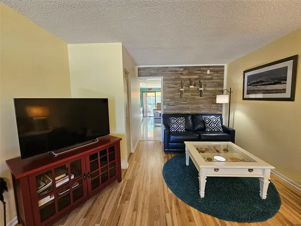 $139,500 | 315 30th Avenue West, Unit B307, Bradenton, FL 34205