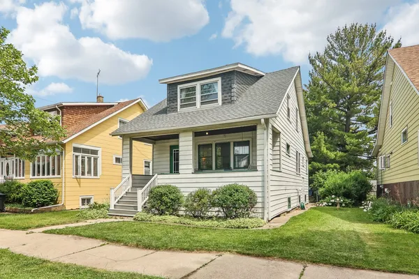 $449,000 | 7256 West Thorndale Avenue, Chicago, IL 60631