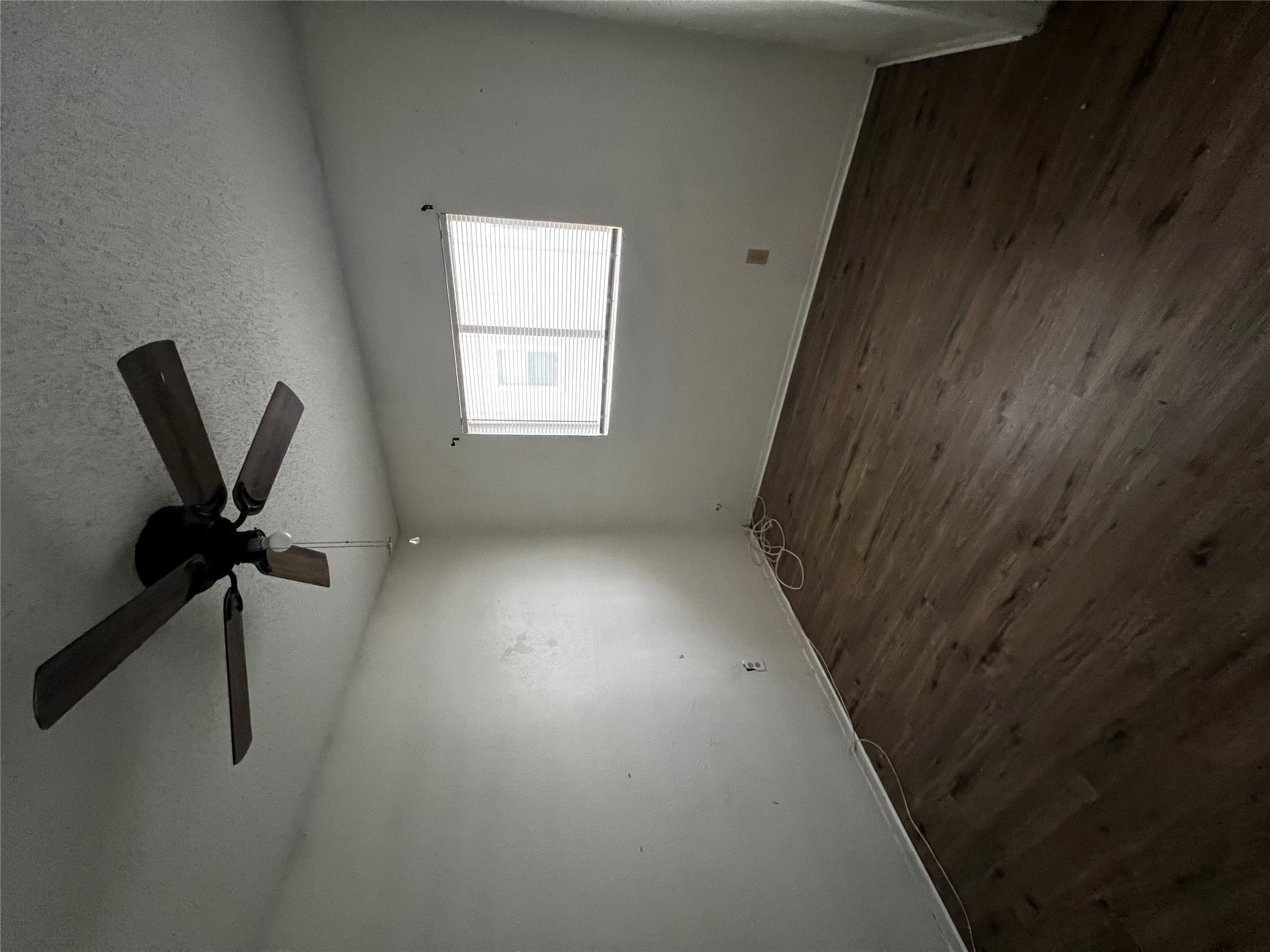 5507 Fence Row Austin, TX 78744 - Photo 4 of 15