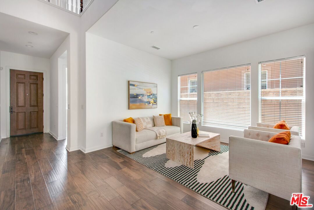 20659 Beech Circle Porter Ranch, CA 91326 - Photo 3 of 70