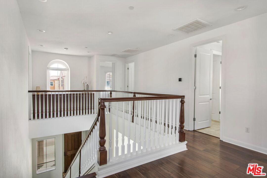 20659 Beech Circle Porter Ranch, CA 91326 - Photo 31 of 70