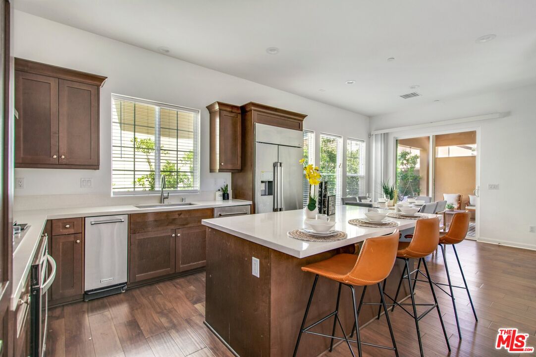 20659 Beech Circle Porter Ranch, CA 91326 - Photo 8 of 70