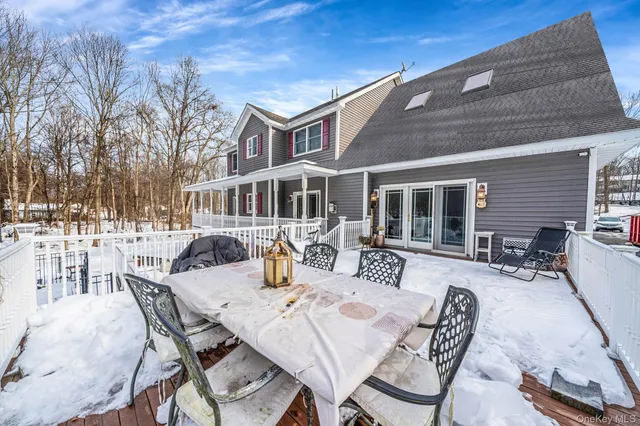a view of outdoor space yard and patio