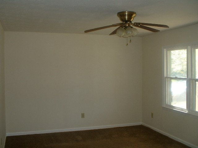 101 Redmond Drive Fountain Inn, SC 29644 - Photo 4 of 8
