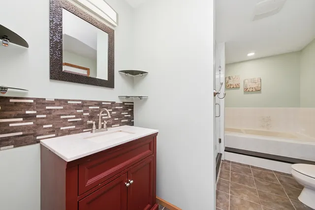 $541,900 | 7435 West 157th Street, Orland Park, IL 60462