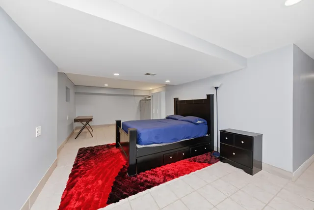 $541,900 | 7435 West 157th Street, Orland Park, IL 60462