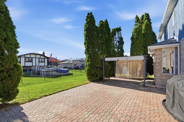 $541,900 | 7435 West 157th Street, Orland Park, IL 60462