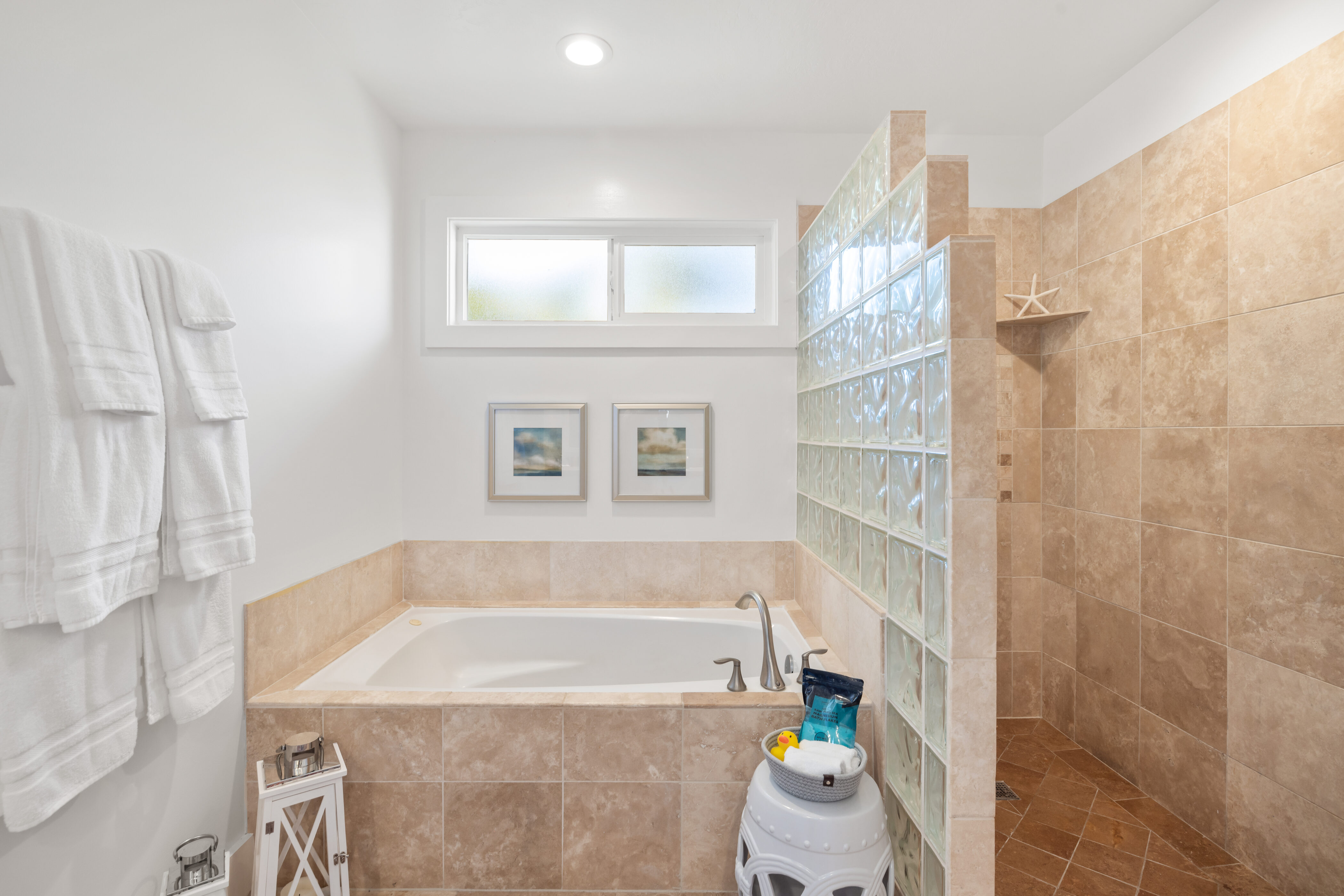 1831 Poipu Road, Unit 720 Koloa, HI 96756 - Photo 15 of 29