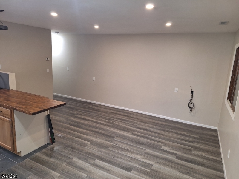 7 Sugar Loaf Court, Unit 2 Vernon, NJ 07462 - Photo 3 of 7