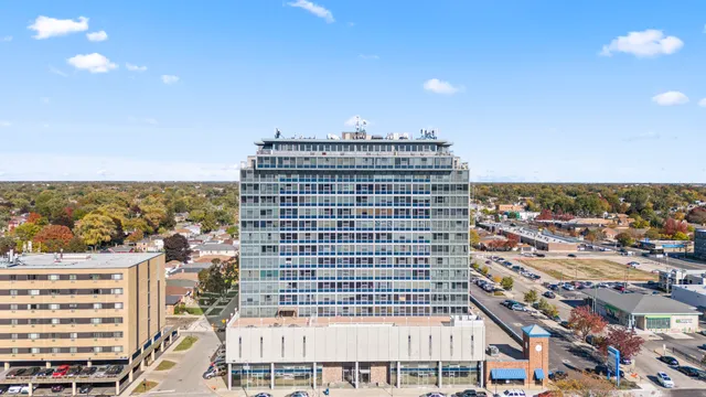 $269,000 | 7234 West North Avenue, Unit 1802, Elmwood Park, IL 60707
