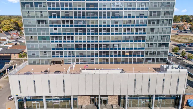 $269,000 | 7234 West North Avenue, Unit 1802, Elmwood Park, IL 60707