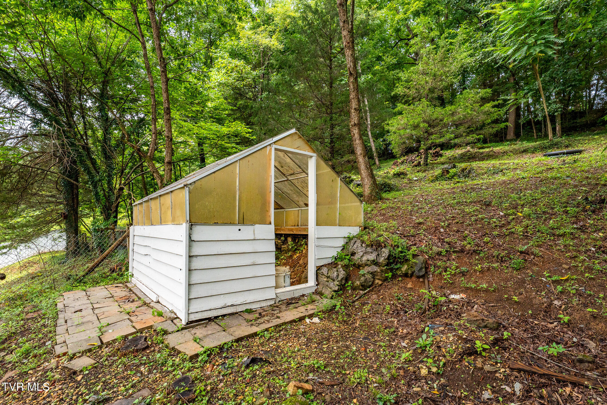 200 Coal Chute Road Elizabethton, TN 37643 - Photo 23 of 49 200 Coal Chute Rd (23 of 49)