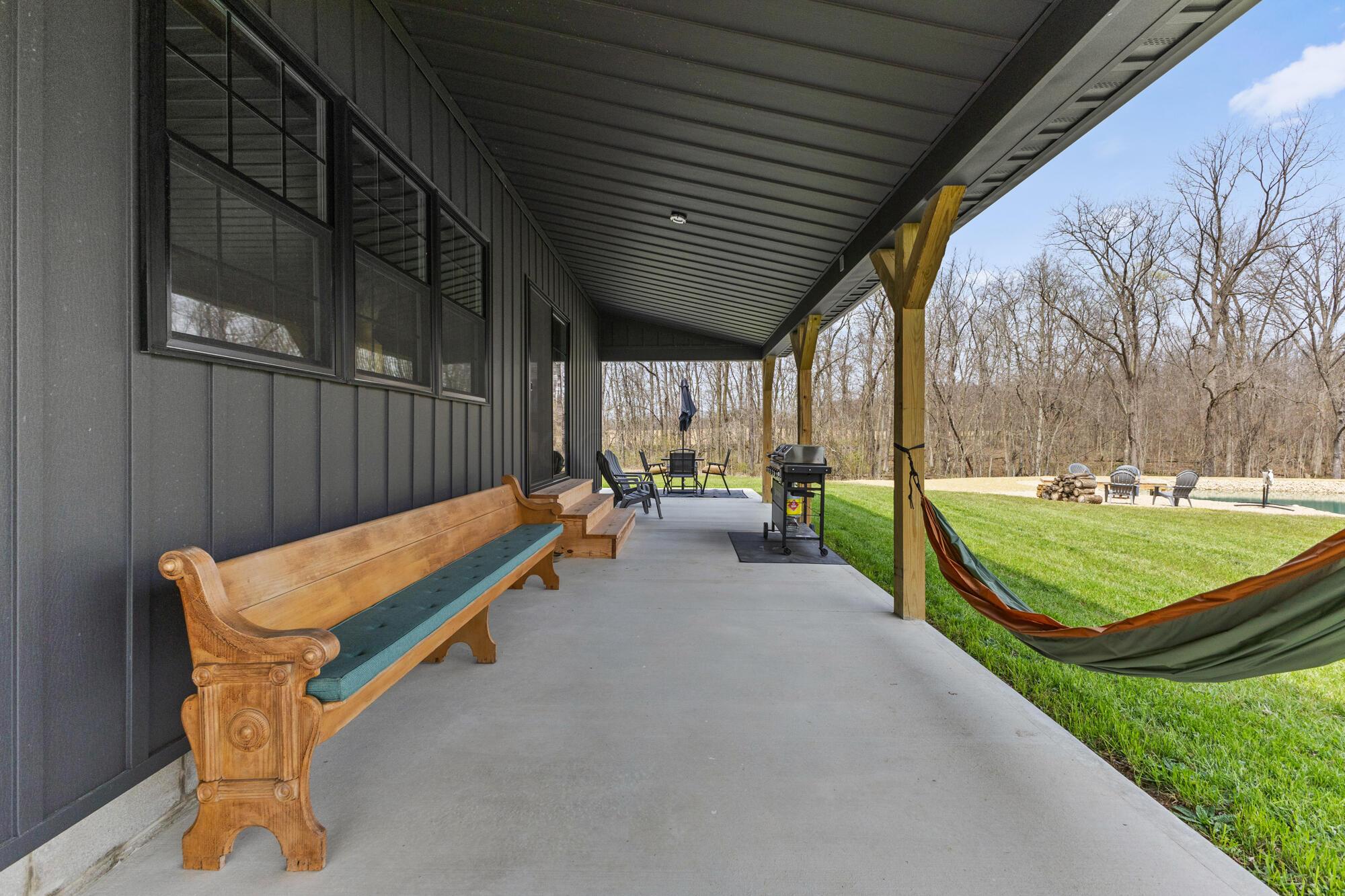 9784 Rubins Road Kenton, OH 43326 - Photo 28 of 56 porch