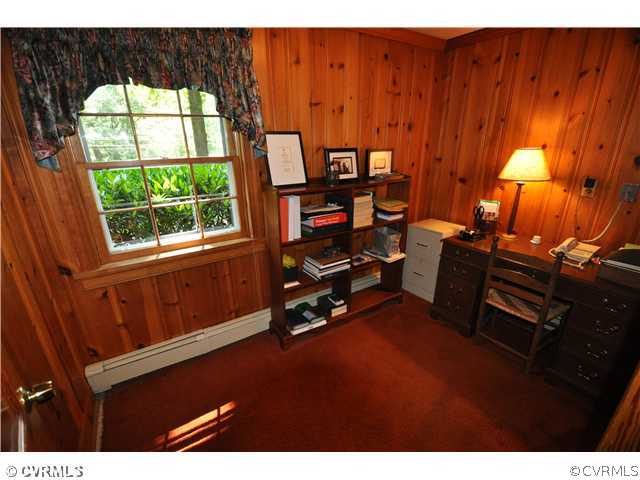 4324 Croatan Road Richmond, VA 23235 - Photo 12 of 22 a room with furniture and a window