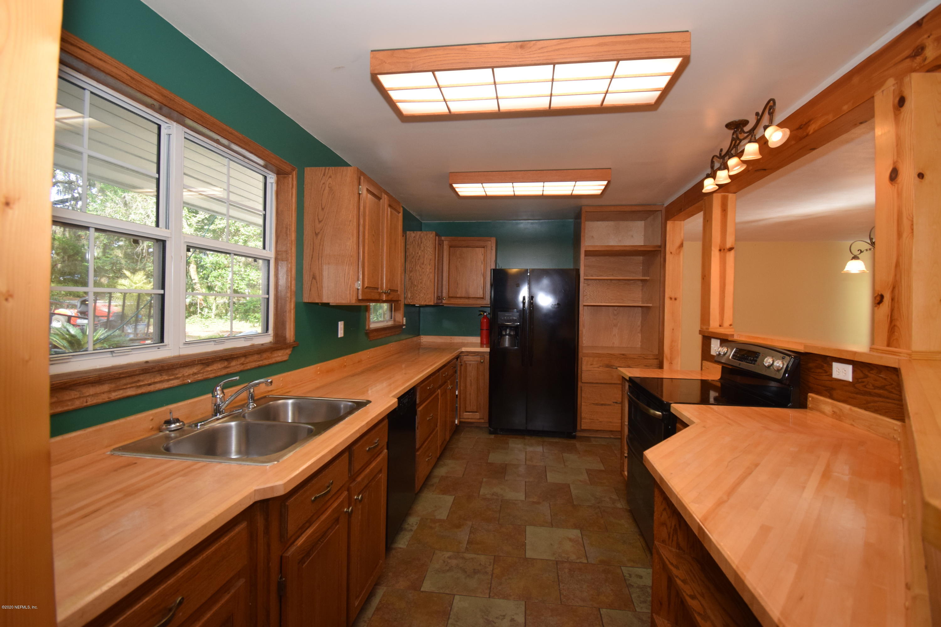 10232 Lake View Road West Jacksonville, FL 32225 - Photo 3 of 24 DSC_0539