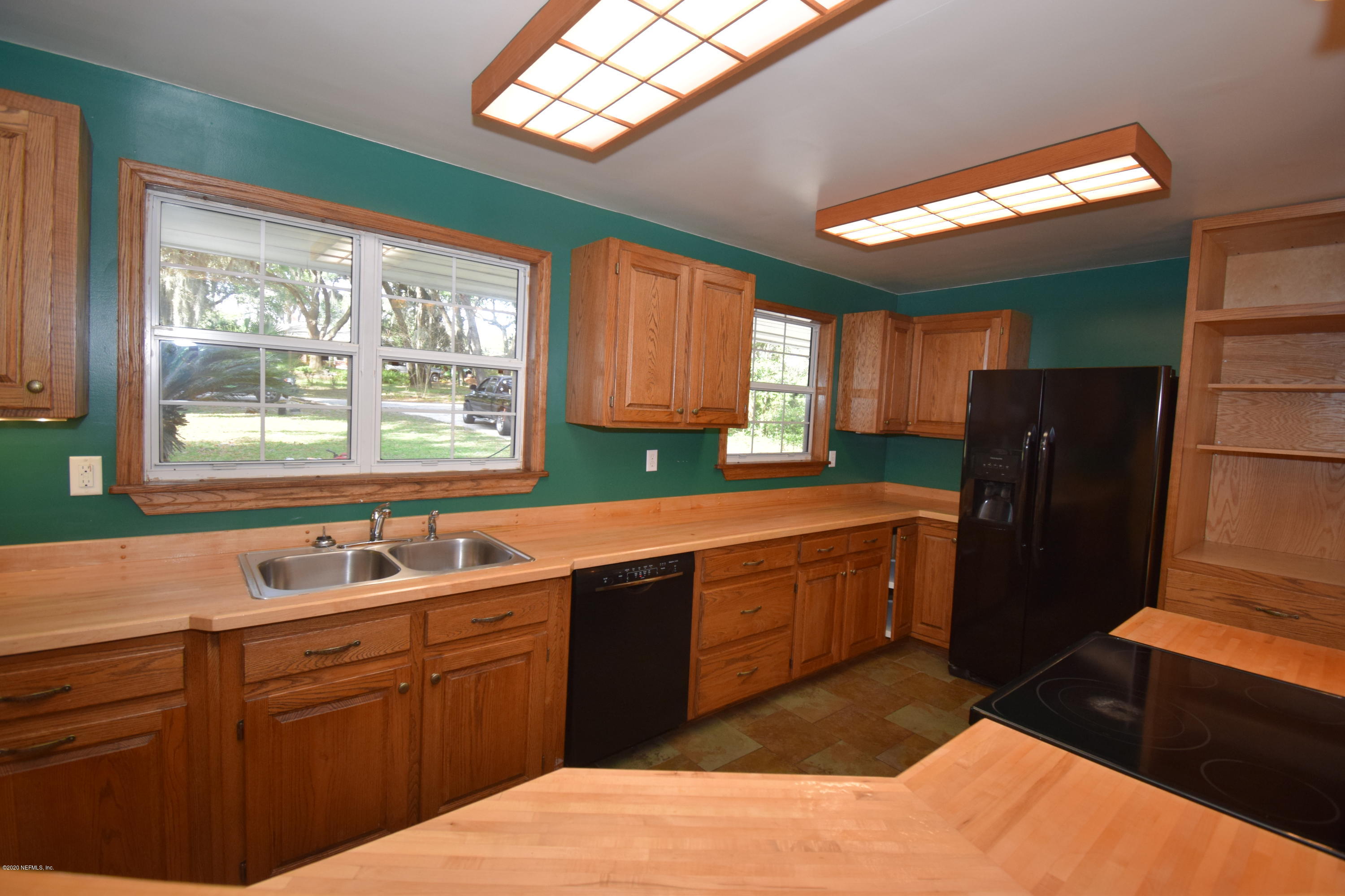 10232 Lake View Road West Jacksonville, FL 32225 - Photo 4 of 24 DSC_0540