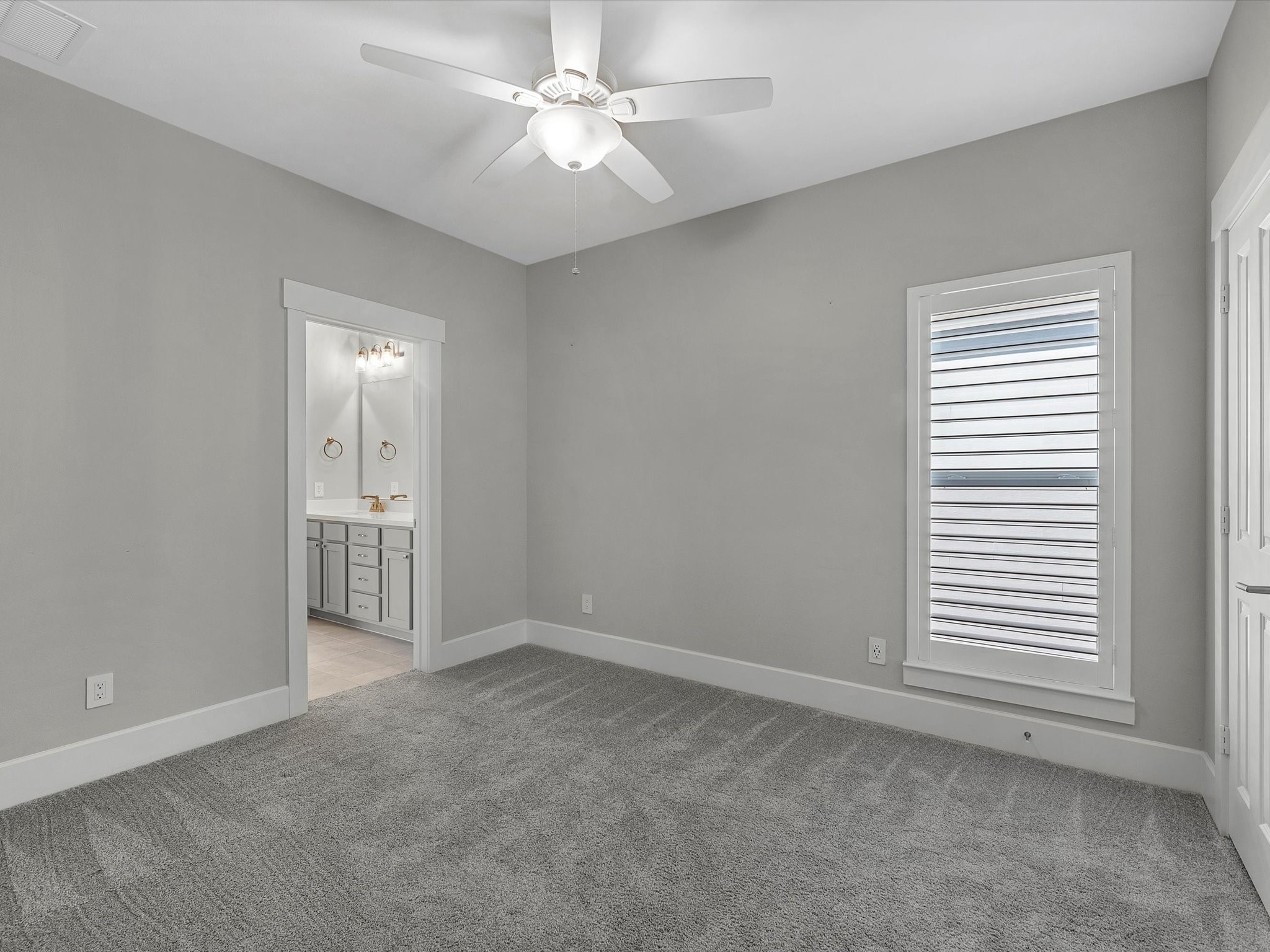 15 Black Dog Lane Spring, TX 77389 - Photo 22 of 32 a view of an empty room with a window