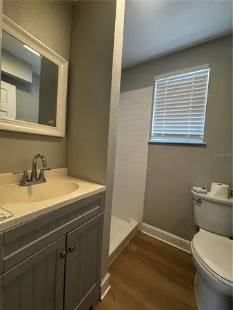 $2,600 | 3008 Hillview Street, Sarasota, FL 34239