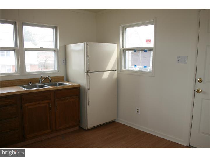 218 Burke Street Riverside, NJ 08075 - Photo 7 of 22