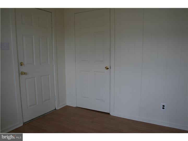 218 Burke Street Riverside, NJ 08075 - Photo 8 of 22