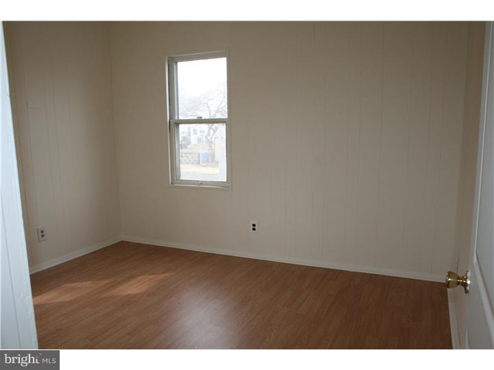 218 Burke Street Riverside, NJ 08075 - Photo 10 of 22