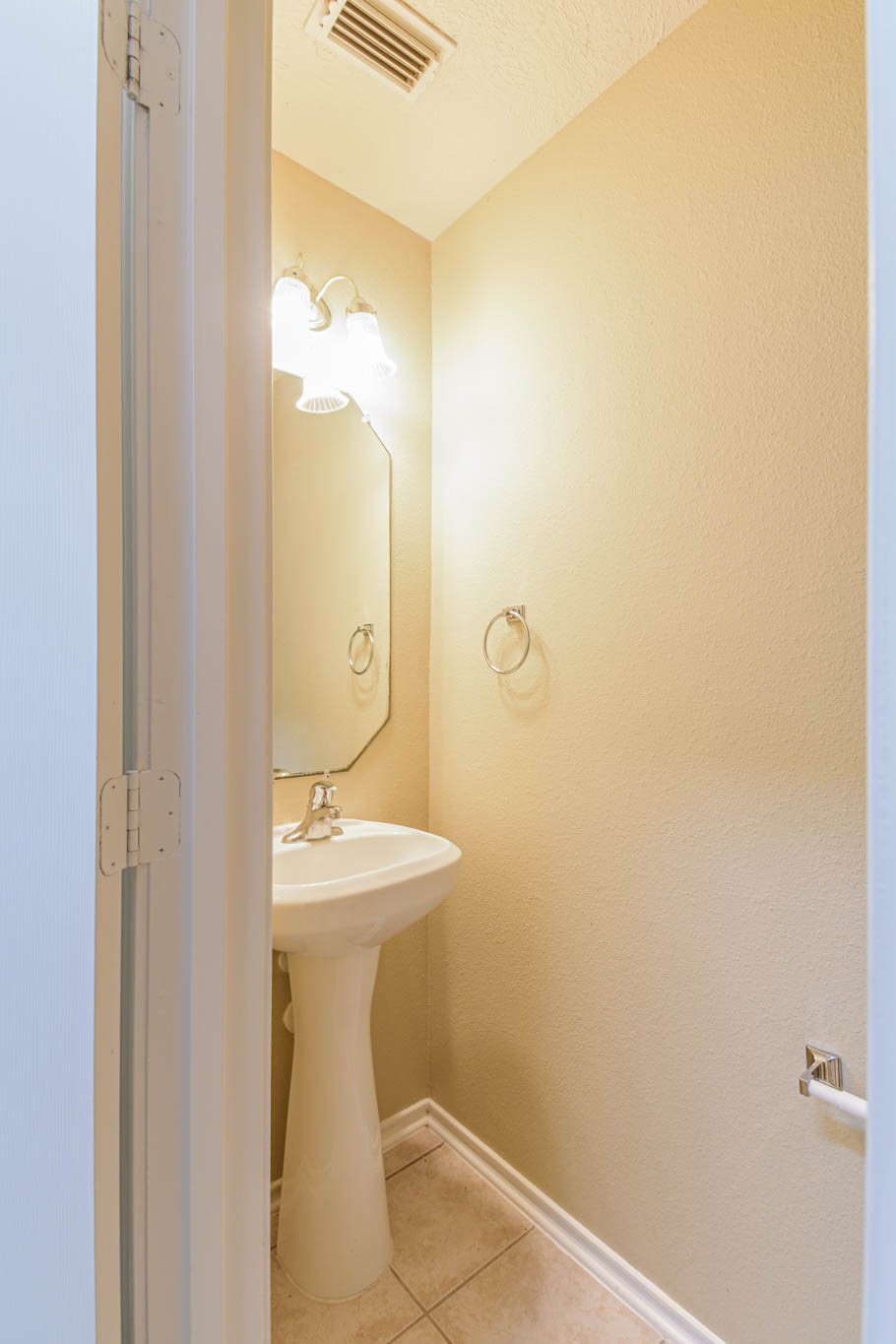 213 Summerhaze Circle Spring, TX 77382 - Photo 16 of 32 powder room