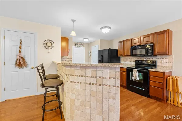 $230,000 | 6813 Hampshire Court, Maryville, IL 62062