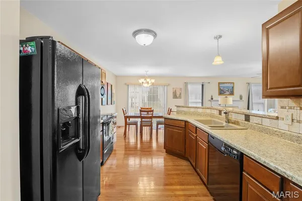 $230,000 | 6813 Hampshire Court, Maryville, IL 62062