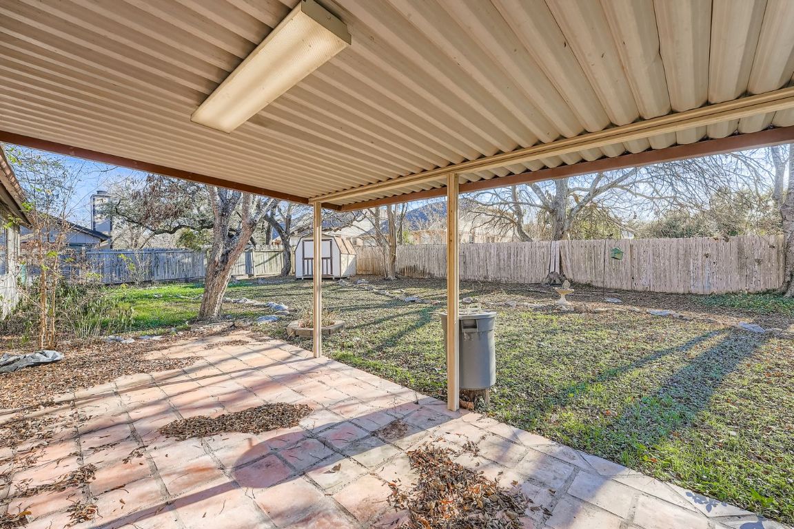 1415 Lance Way Austin, TX 78758 - Photo 27 of 29 a view of a backyard