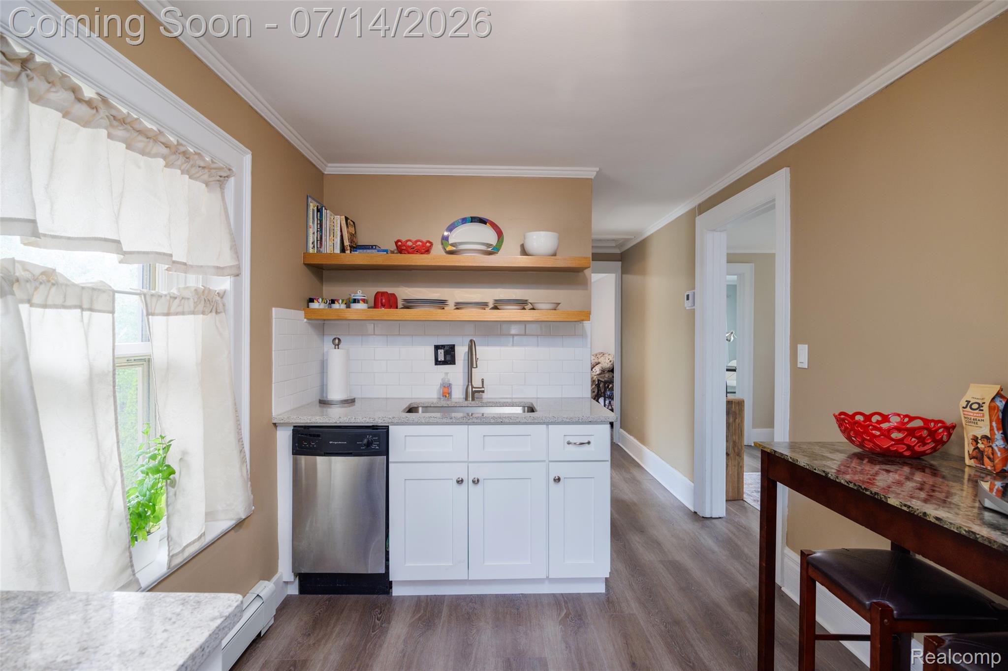 189 Cloverly Road Grosse Pointe, MI 48236 - Photo 74 of 96 Kitchen in guest quarters / carriage house.
