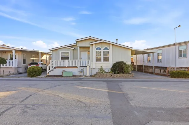 $469,000 | 1085 Tasman Drive, Unit 201, Sunnyvale, CA 94089