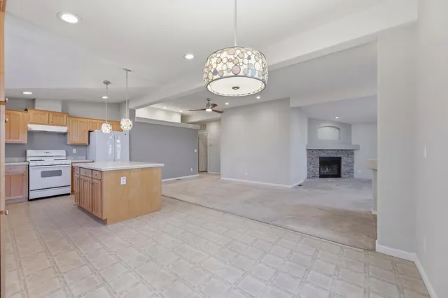 $469,000 | 1085 Tasman Drive, Unit 201, Sunnyvale, CA 94089