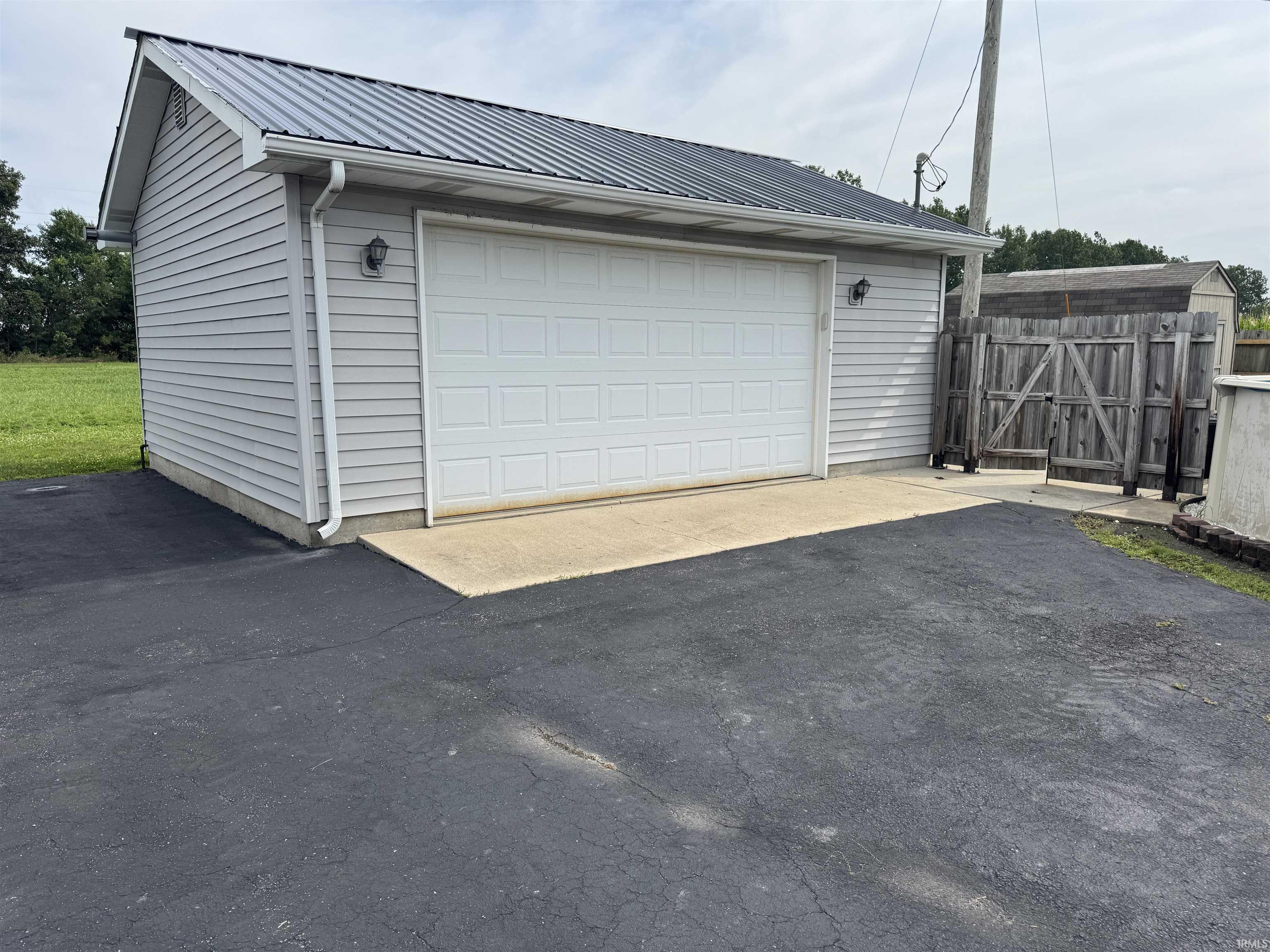 6757 West Us Highway Decatur, IN 46733 - Photo 2 of 18