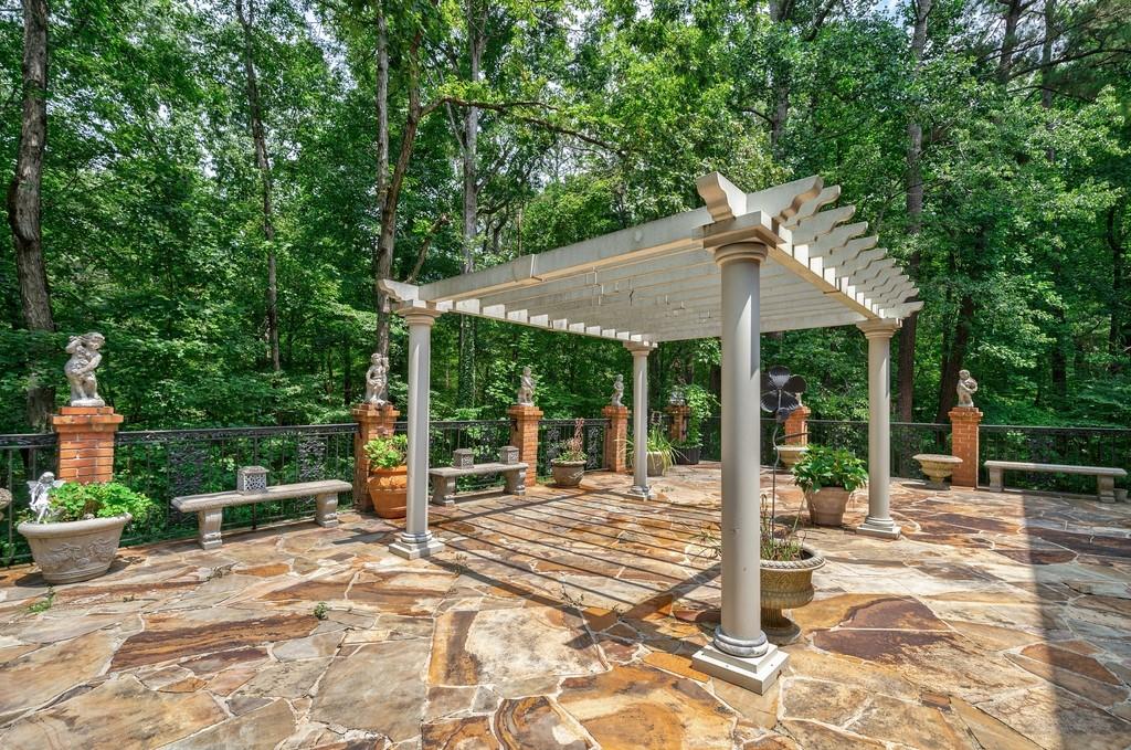 5715 Winterthur Lane Northwest Atlanta, GA 30328 - Photo 6 of 10