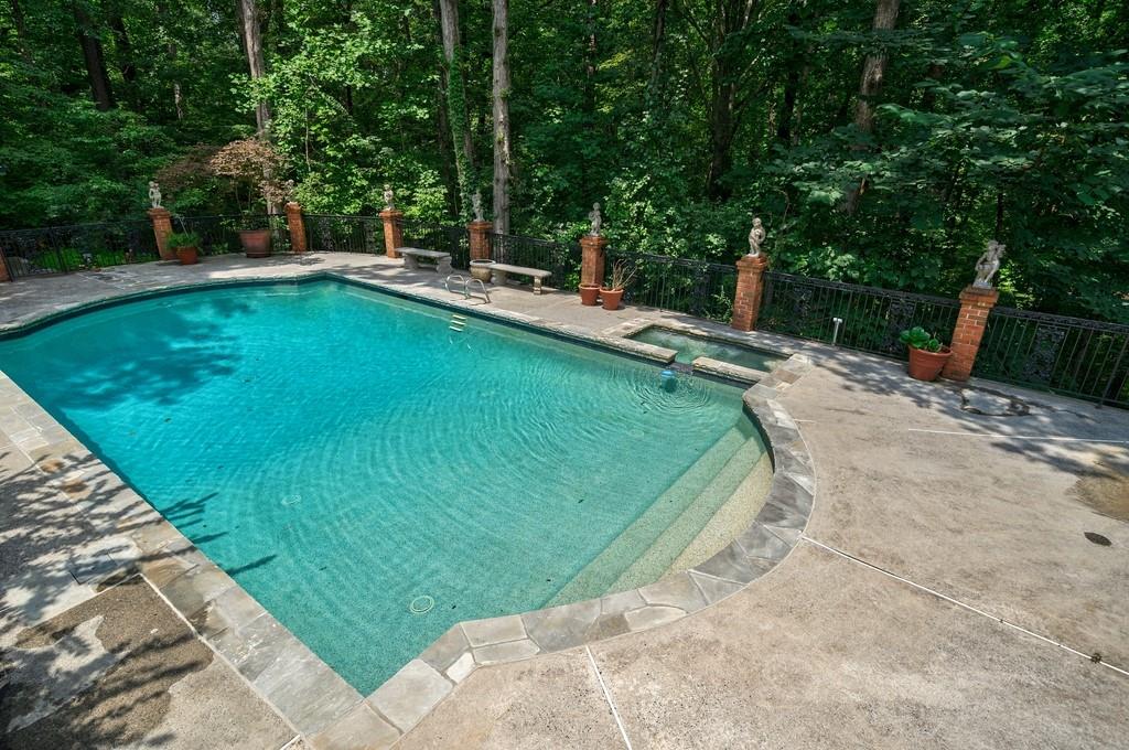 5715 Winterthur Lane Northwest Atlanta, GA 30328 - Photo 7 of 10