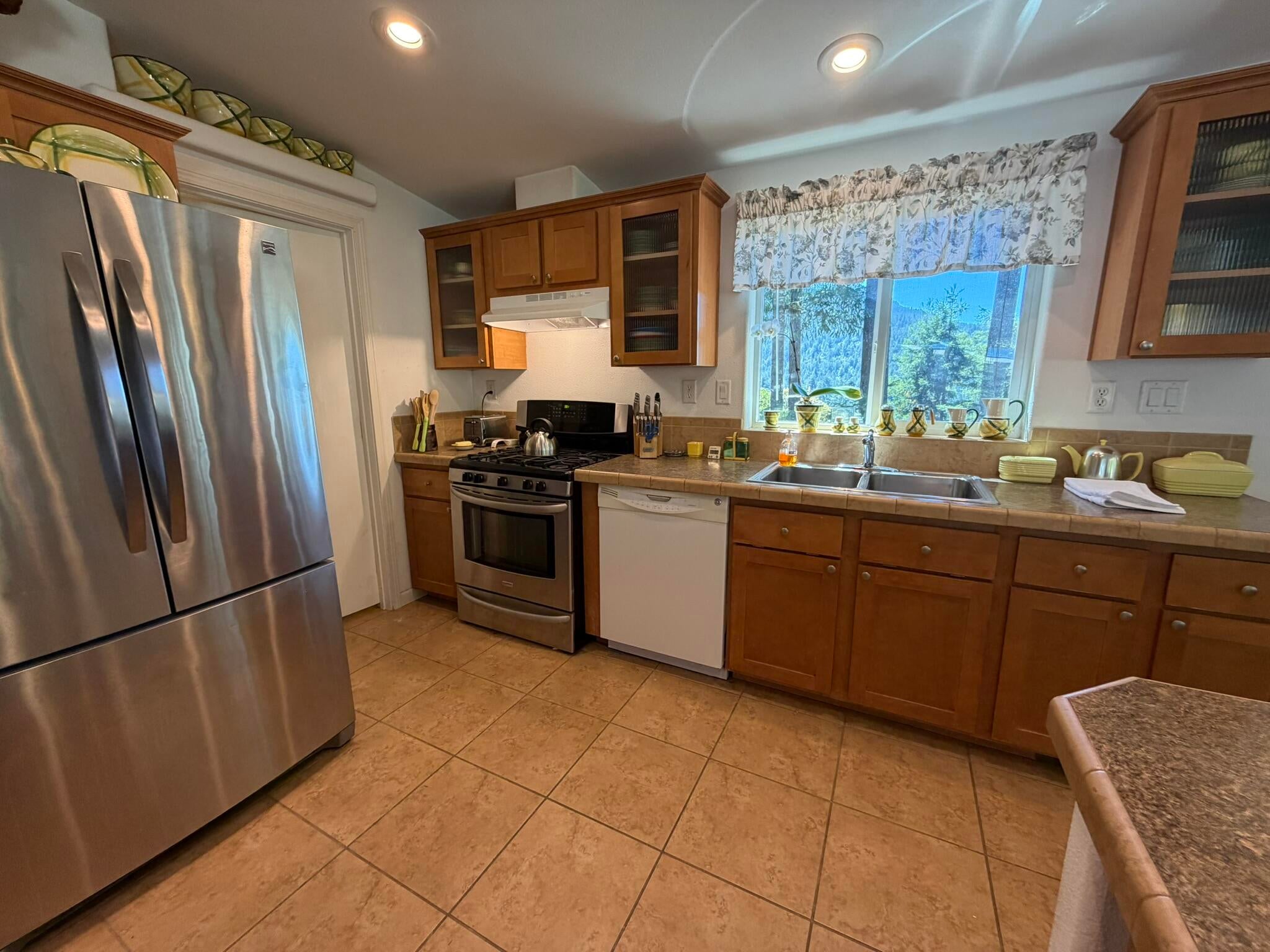 138 Madrone Road Weott, CA 95571 - Photo 25 of 72 Gallery Image 25