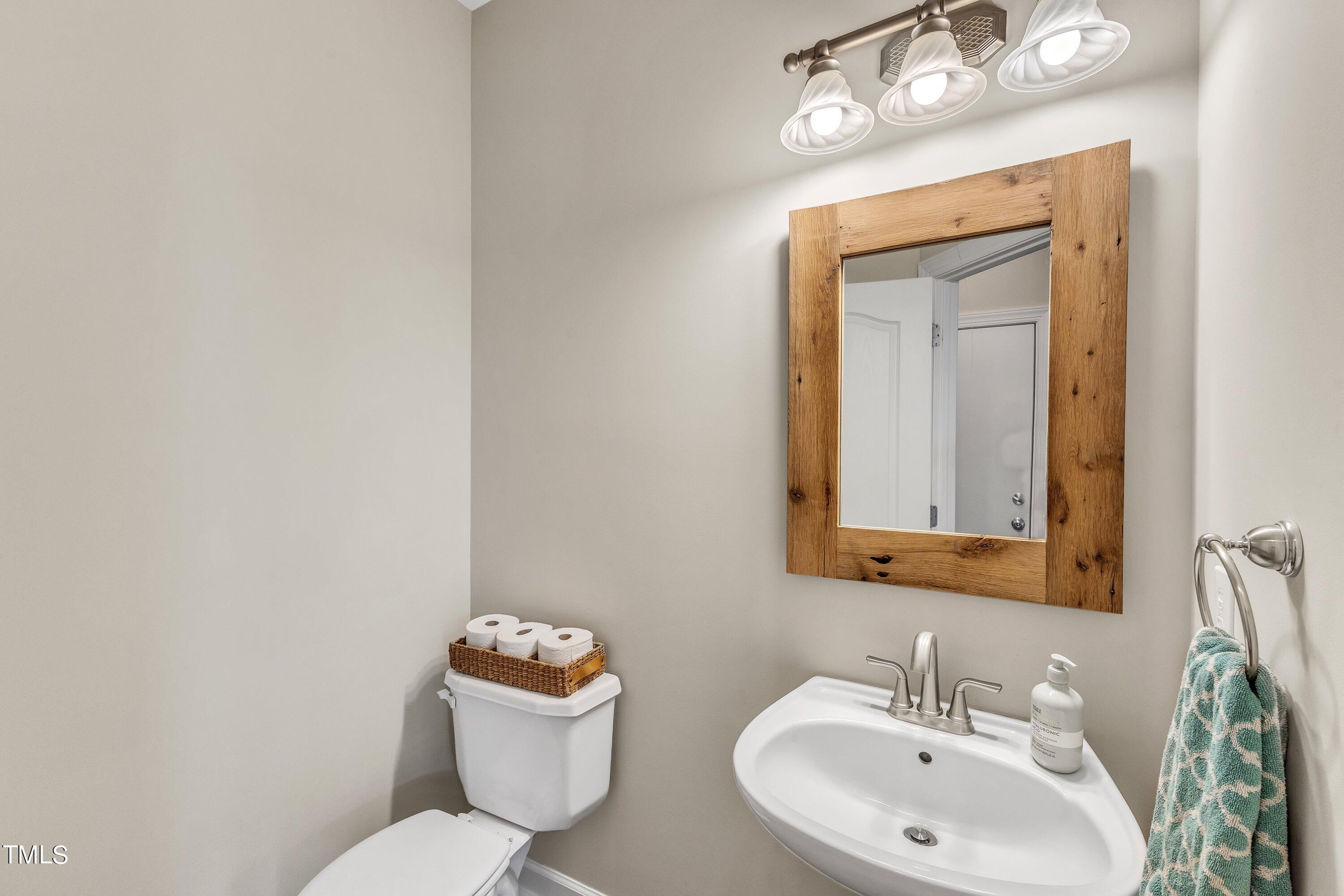 6323 Cedar Waters Drive Raleigh, NC 27607 - Photo 17 of 84 15-6323 Cedar Waters-18