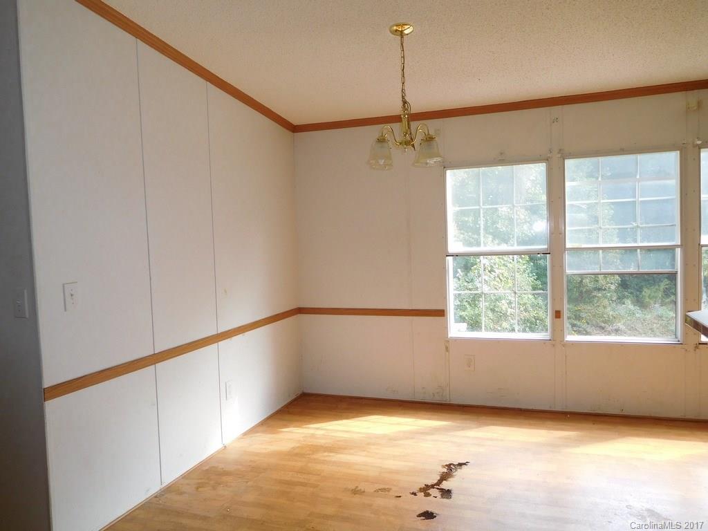 626 Willis Road Dallas, NC 28034 - Photo 4 of 16 Gallery Image 4