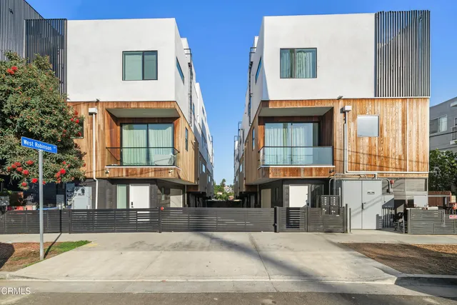 $5,500 | 3221 West Robinson Lane, Los Angeles, CA 90026