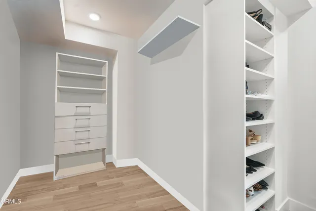 $5,500 | 3221 West Robinson Lane, Los Angeles, CA 90026