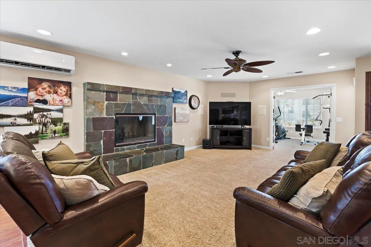 8449 Cordial Road El Cajon, CA 92021 - Photo 5 of 69 Gallery Image 5