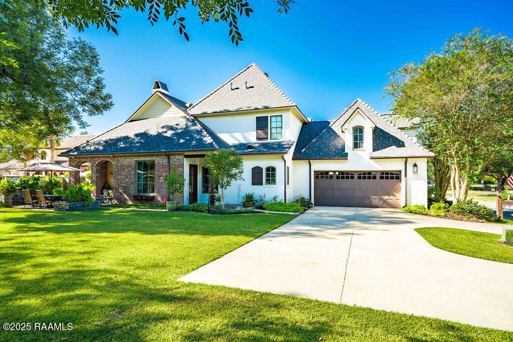 204 Opus One Drive Broussard, LA 70518 - Photo 3 of 39 SH_04155-HDR