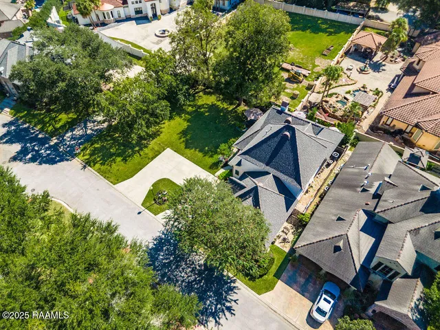 $629,999 | 204 Opus One Drive, Broussard, LA 70518