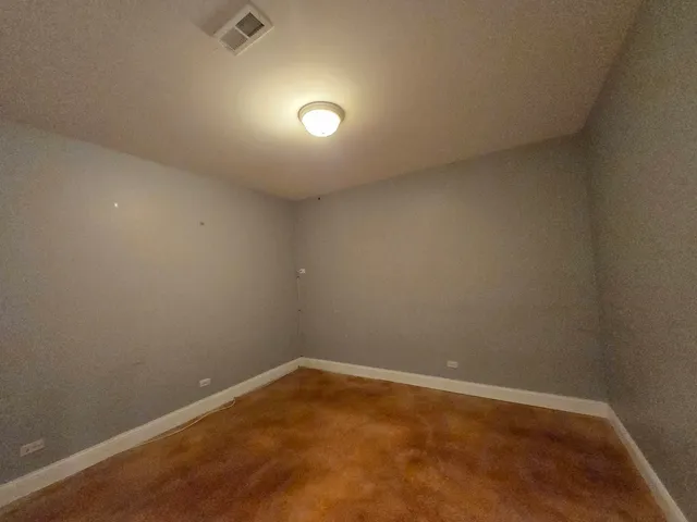 $250,000 | 6736 South Merrill Avenue, Unit 1N, Chicago, IL 60649