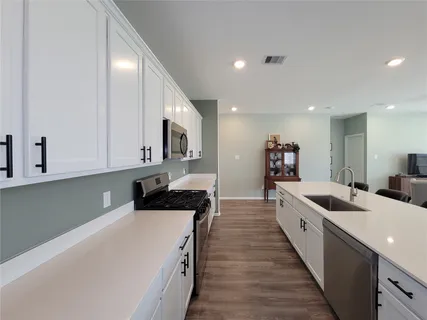 $319,999 | 9319 Pavonia Fawn Drive, Baytown, TX 77521