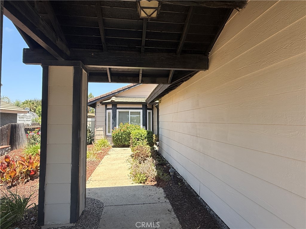 19530 Chinotto Lane Riverside, CA 92508 - Photo 3 of 43